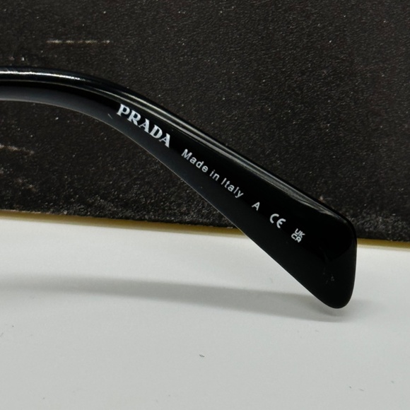 NEW PR A52S 1BC8J1 PRADA SILVER BEIGE SQUARE SPR A52 1BC8J1 WOMEN SUNGLASSES - Picture 11 of 12